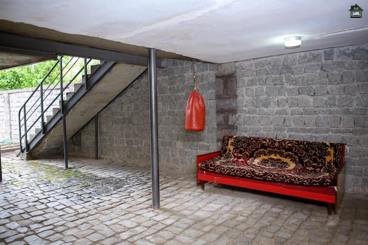 Guest House In Guiumri Exterior foto