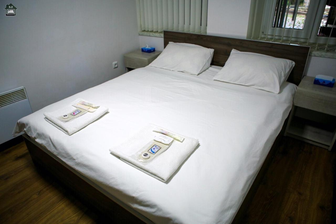 Guest House In Guiumri Exterior foto